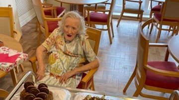 Gittisham Hill House Resident marks 104th birthday